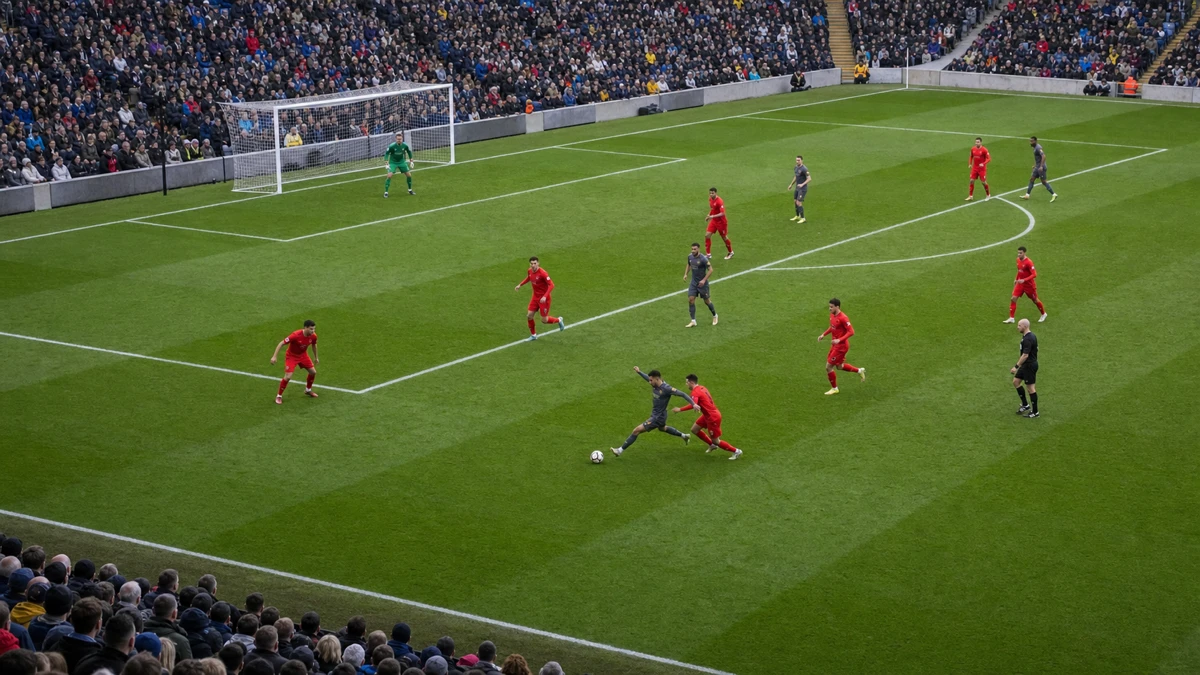 Spelmoment från en fotbollsmatch i Premier League.